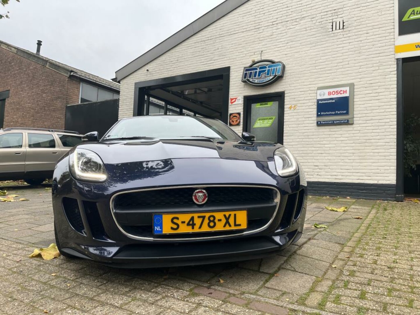 Jaguar-F-Type-1